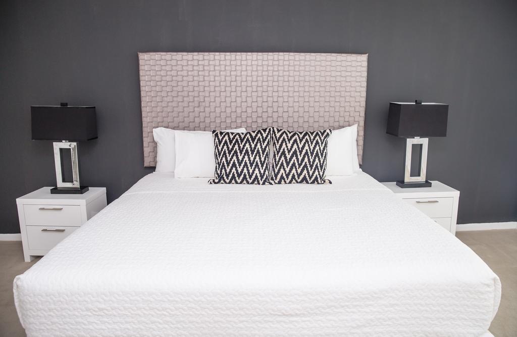 Ocean Beach Apartments Маями Бийч Екстериор снимка