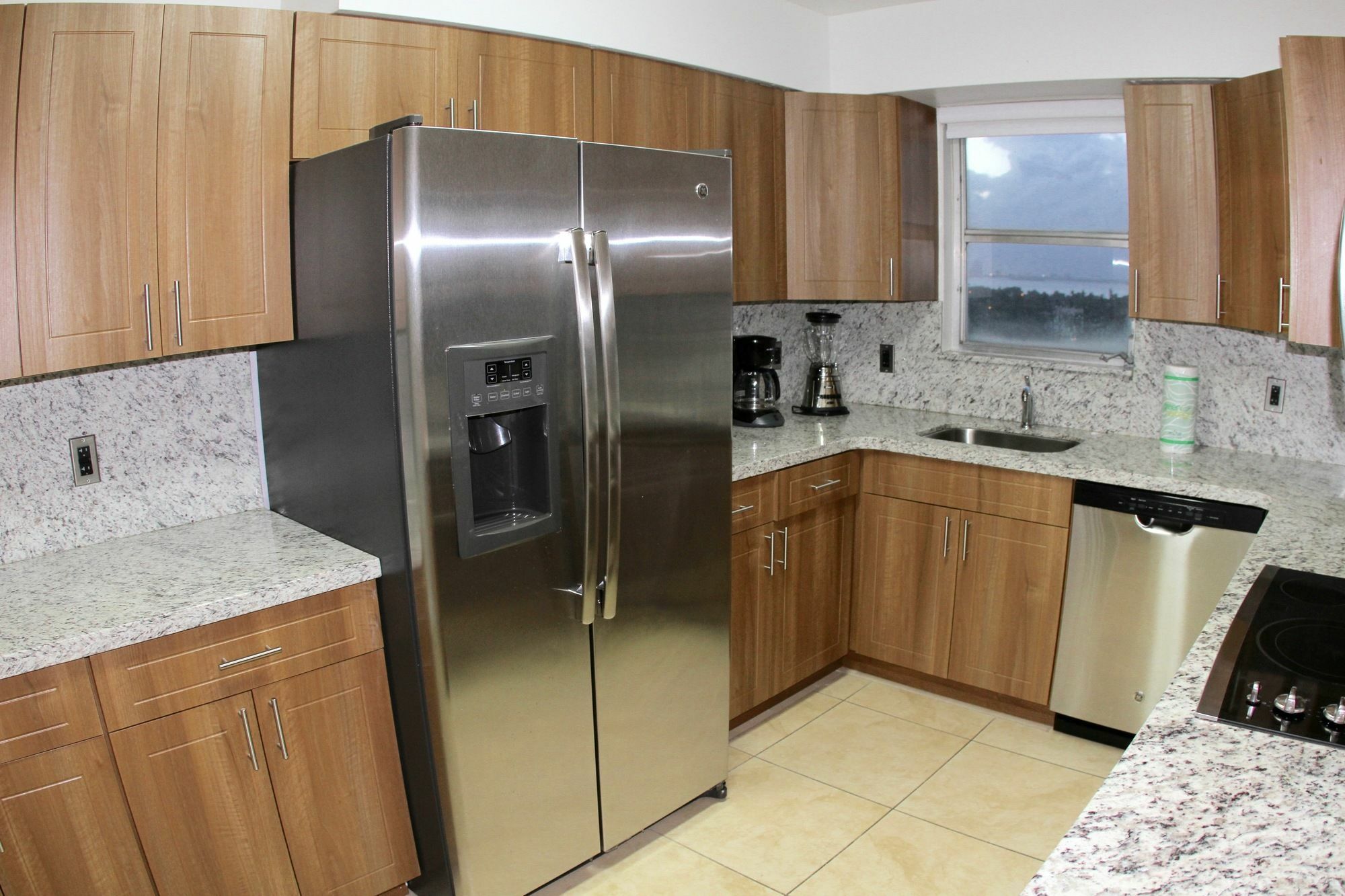 Ocean Beach Apartments Маями Бийч Екстериор снимка