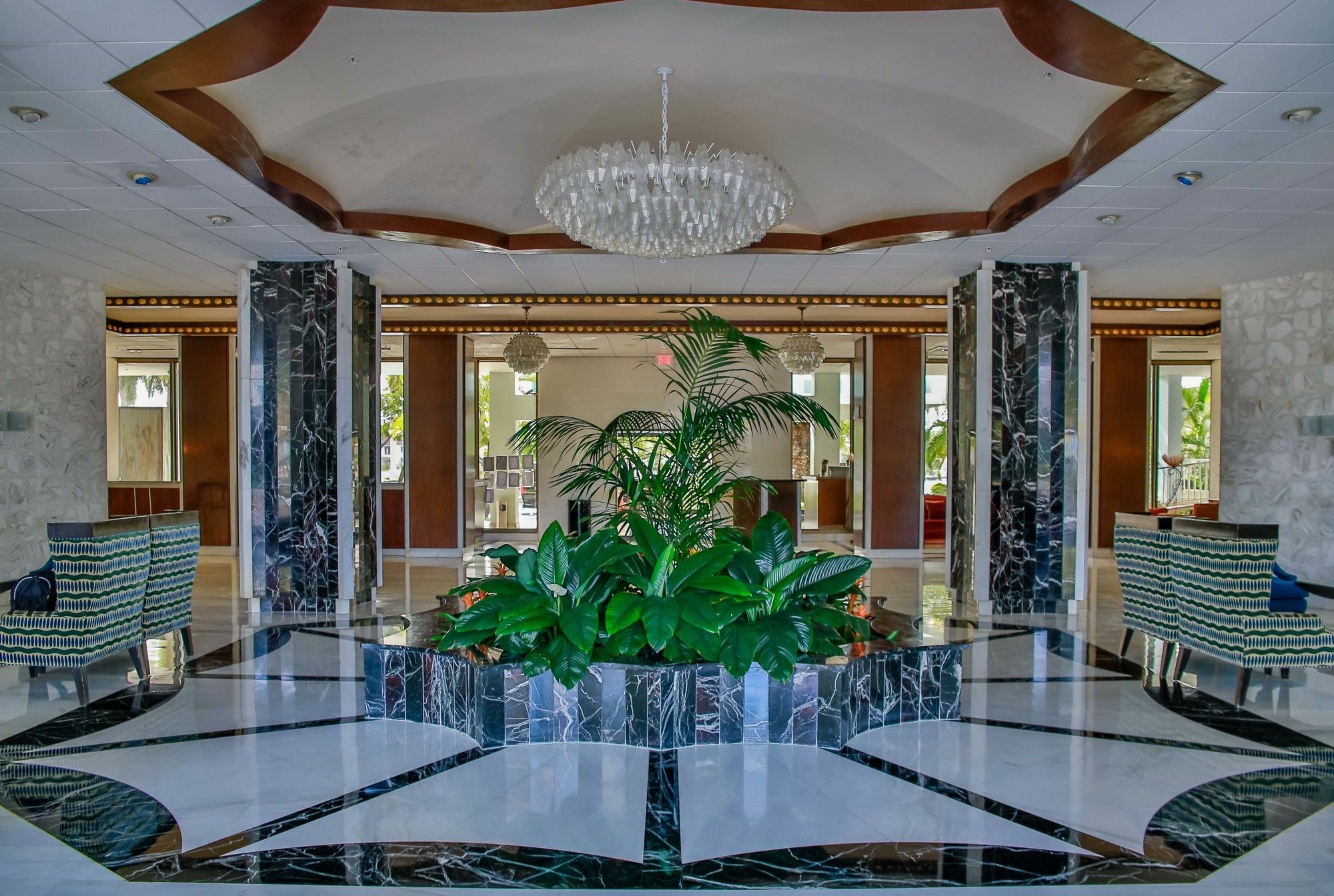 Ocean Beach Apartments Маями Бийч Екстериор снимка